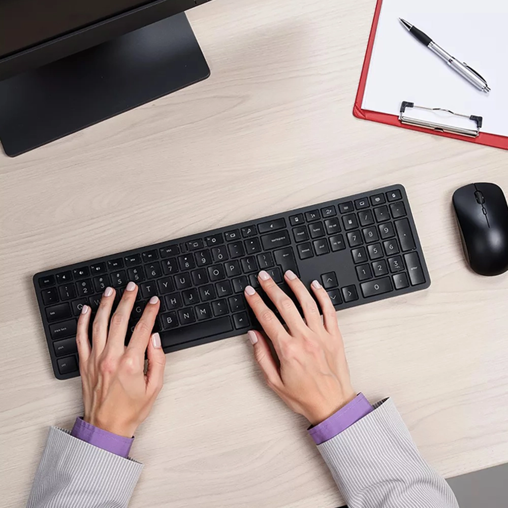 HP 975 Dual-Mode Wireless Keyboard